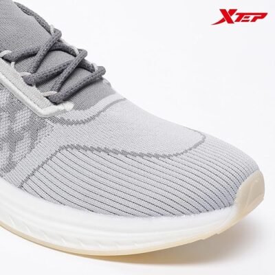 XTEP Mens Slip-on Design with Lace-up